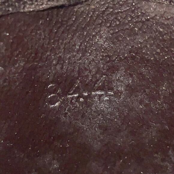 Louis Vuitton Monogram Old Pochette Cles Coin Case W/Box - Picture 10 of 11